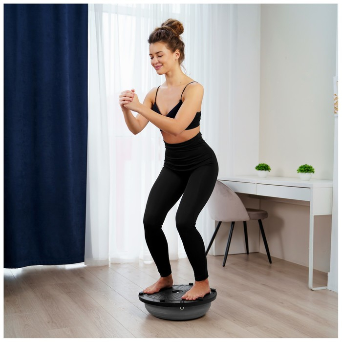 Полусфера BOSU гимнастическая ONLYTOP, с насосом, 46х20 см, цвет серый Полусфера BOSU гимнастическая ONLYTOP, с насосом, 46х20 см, цвет серый