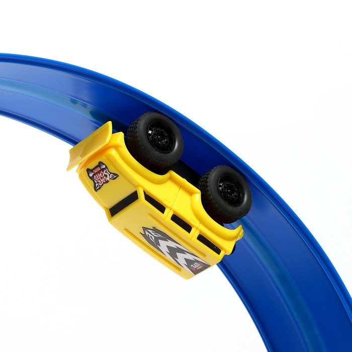 Автотрек «Гоночный трек», магнитная трасса, 3 уровня Автотрек «Гоночный трек», магнитная трасса, 3 уровня