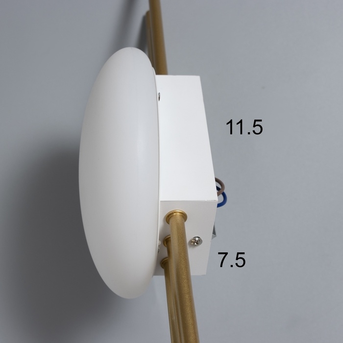 Бра "Нова" LED 3000К-6000К золото 52х16,5х16,5см