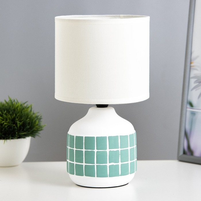 Настольная лампа Настольная лампа "Гликерия" E14 40Вт бело-лазурная 15х15х27 см RISALUX