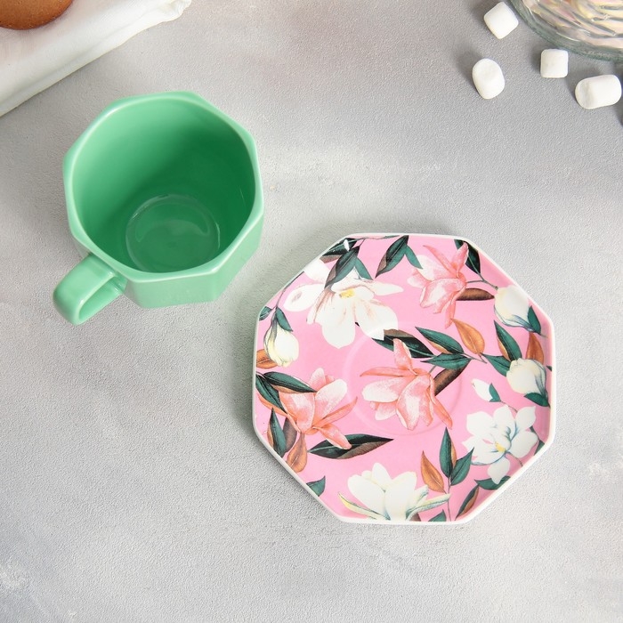 Чайная пара «Цветы», кружка 200 мл, блюдце 13 см Чайная пара «Цветы», кружка 200 мл, блюдце 13 см