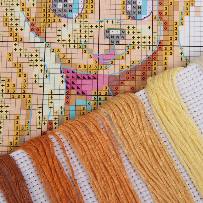 Набор для вышивания крестом «Обаяшка» Набор для вышивания крестом «Обаяшка»