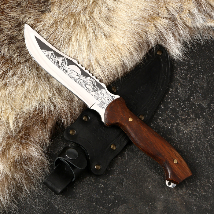 Нож кавказский, туристический Нож кавказский, туристический "Восток" с ножнами, сталь - 40х13, рукоять - орех, 14 см
