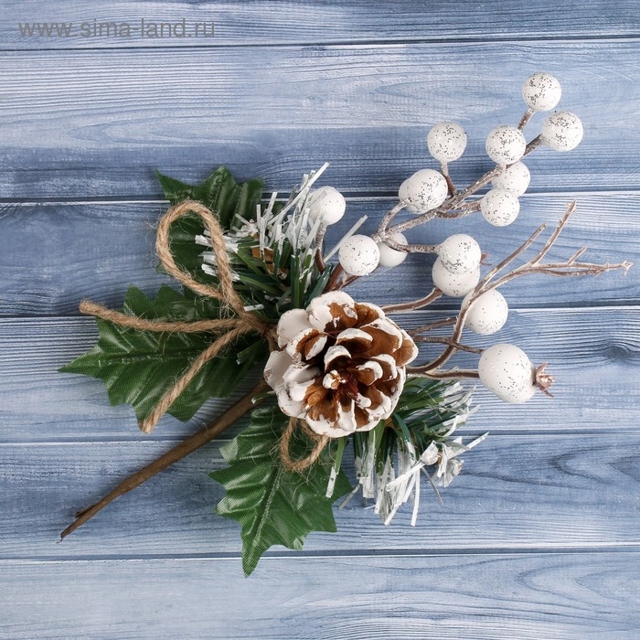 Декор  Декор "Зимнее чудо" шишка белые ягоды, 24 см