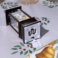 Светодиодная фигура «Бронзовый фонарь с совой» 5 × 12 × 5 см, пластик, батарейки AG13х3 (в комплекте), свечение тёплое белое