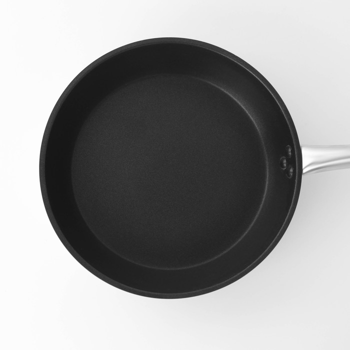 Сковорода из нержавеющей стали Hanna Knövell, d=28 см, h=5,5, толщина стенки 0,6 мм, длина ручки 25 см, антипригарное покрытие, индукция Сковорода из нержавеющей стали Hanna Knövell, d=28 см, h=5,5, толщина стенки 0,6 мм, длина ручки 25 см, антипригарное покрытие, индукция