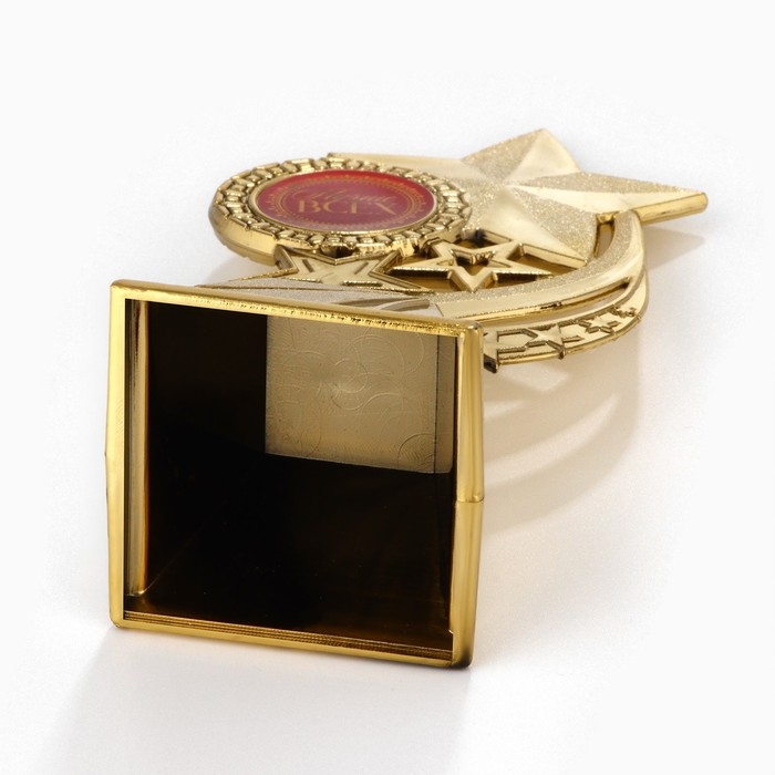 Кубок «Лучше всех» , наградная фигура, золото, пластик, 16,5 х 5,8 х 8 см. Кубок «Лучше всех» , наградная фигура, золото, пластик, 16,5 х 5,8 х 8 см.