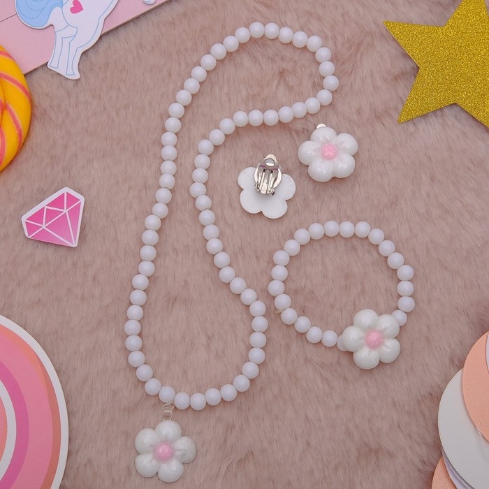 Набор детский «Выбражулька» 3 предмета: клипсы, кулон, браслет, цветок ромашки, цвета МИКС Набор детский «Выбражулька» 3 предмета: клипсы, кулон, браслет, цветок ромашки, цвета МИКС