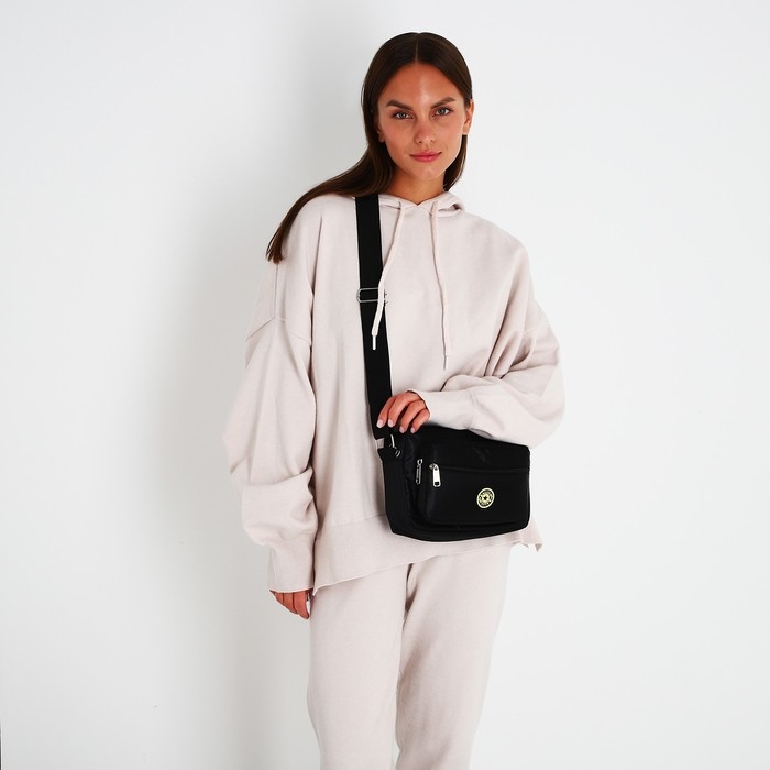 Сумка кросс-боди на молнии, цвет чёрный Сумка кросс-боди на молнии, цвет чёрный