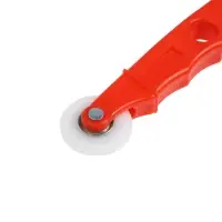 Ролик для закатки шнура ТУНДРА, с крюком, 1 шт Ролик для закатки шнура ТУНДРА, с крюком, 1 шт