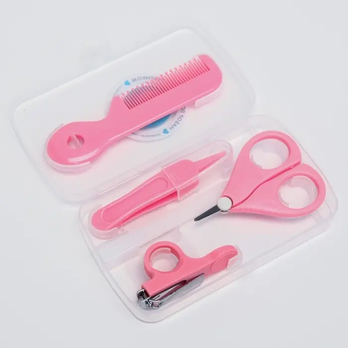 Набор по уходу за ребенком, 5 предметов: расческа, пинцет, ножницы, книпсер, пилка, розовый