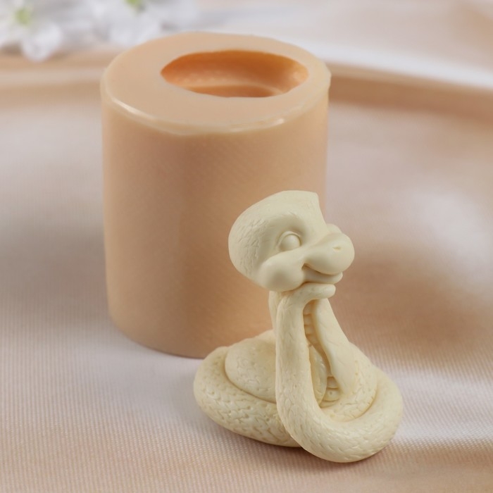 Молд силиконовый Молд силиконовый "Змея №9" 6,5х4х5,5 см