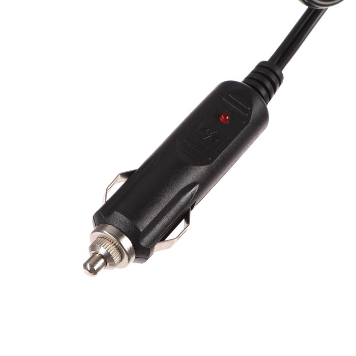 Разветвитель прикуривателя, провод 90 см, USB 2.1 А Разветвитель прикуривателя, провод 90 см, USB 2.1 А