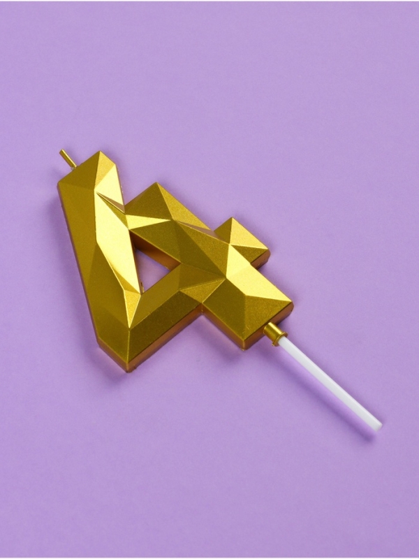 Свеча ГИГАНТ в торт на шпажке «Грань», цифра Свеча ГИГАНТ в торт на шпажке «Грань», цифра "4", золотая, 9 см