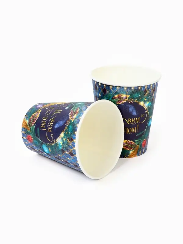 Набор бумажной посуды 12 персон Набор бумажной посуды 12 персон "С Новым годом" праздничный венок ,