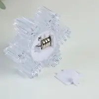 Светодиодная свеча LED RISALUX «Снежинка» 3хLR1130 прозрачный 7х7х4,5 см