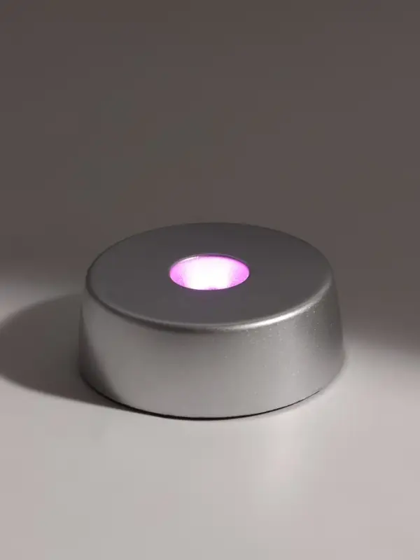 Подставка светодиодная LED, 2 диода, 3хLR44, 6&times;6&times;2, серебро