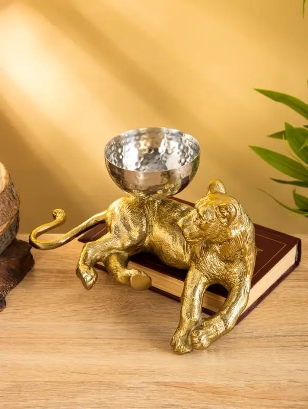 Сувенир с чашей "Пантера" 28х20,5х13 см, алюминий