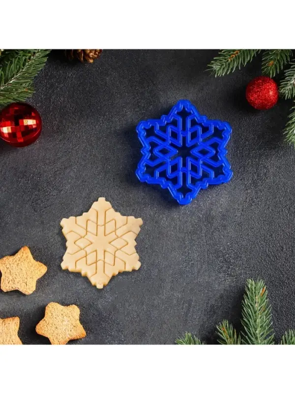 Форма для печенья новогодняя &laquo;Снежинка&raquo;, вырубка, штамп, 9.2&times;9.2&times;1.4 см, пластик, синяя