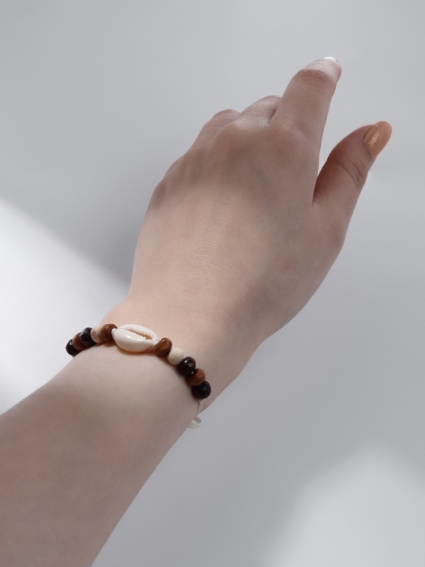 Браслет ассорти на нити «Ракушка», бусины, цвет бежево-коричневый