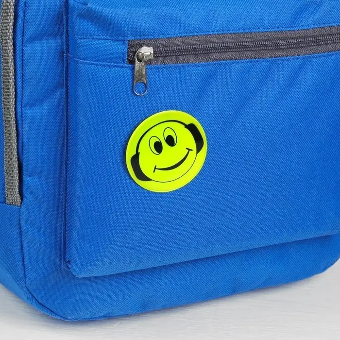 Светоотражающие наклейки «Смайл», d = 5 см, 4 шт на листе, цвет МИКС Светоотражающие наклейки «Смайл», d = 5 см, 4 шт на листе, цвет МИКС