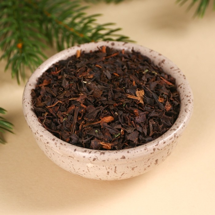 Чай чёрный &laquo;С Новым годом&raquo; с чабрецом, в коробке конфете, 100 г.