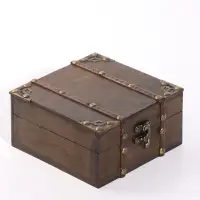 Шкатулка для украшений &laquo;Сундучок. Галлея&raquo;, дерево, с заклёпками, 15&times;15&times;7.5 см