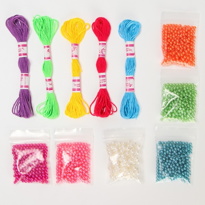 Набор для творчества и создания украшений &laquo;Бисероплетение&raquo; станок для плетения фенечек и браслетов, Принцессы