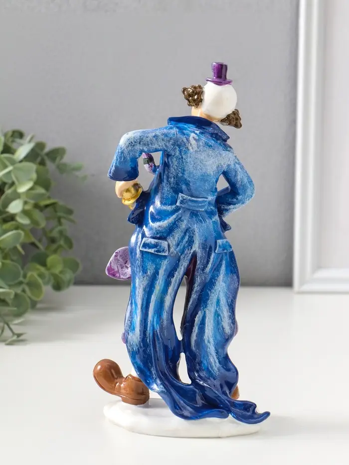 Сувенир полистоун "Клоун с гармошкой" сине-фиолетовый 6,5х11х23 см
