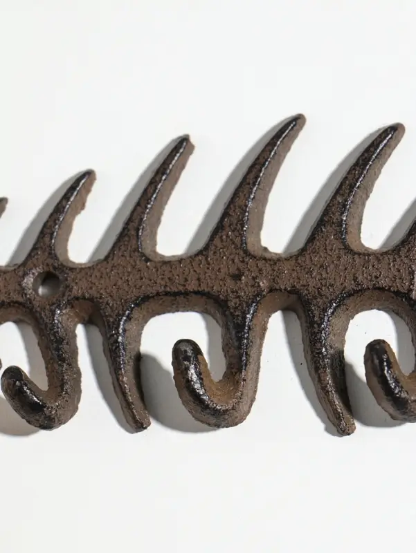 Крючки настенные &laquo;Рыбий скелет&raquo;, ключница декоративная, чугун, 19.7&times;6.5&times;1.5 см