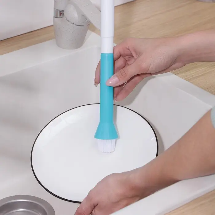 Щётка - насадка на кухонный кран, диаметр отверстия 2,5 см, длина 32 см, длина щётки 2,5 см Щётка - насадка на кухонный кран, диаметр отверстия 2,5 см, длина 32 см, длина щётки 2,5 см