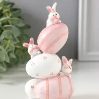 Сувенир полистоун "Зайки и пасхальные яички - куча-мала" 6,5х4,5х12 см