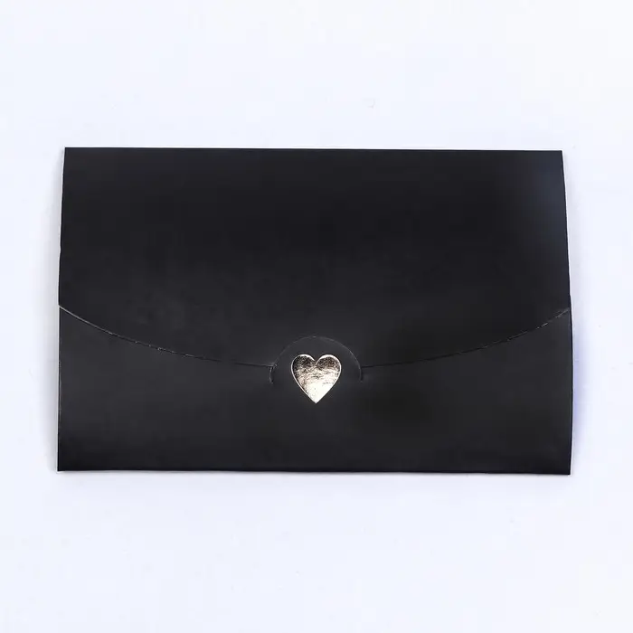 Конверт для подарочного сертификата, с тиснением, чёрный, 10.5×7 см