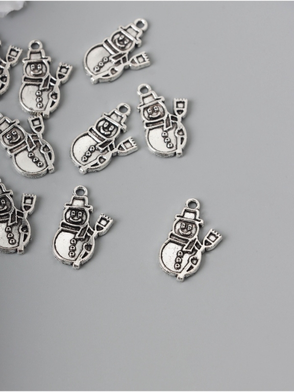 Декор для творчества металл Декор для творчества металл "Снеговик с метёлкой" серебро набор 10 шт 2,1х1,3х0,2 см