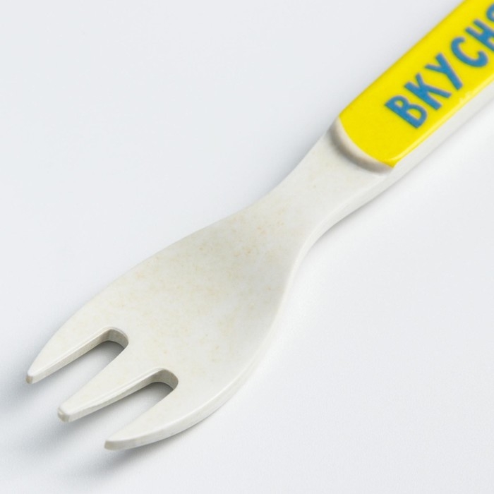 Вилка из бамбука, цвет и рисунок МИКС Вилка из бамбука, цвет и рисунок МИКС