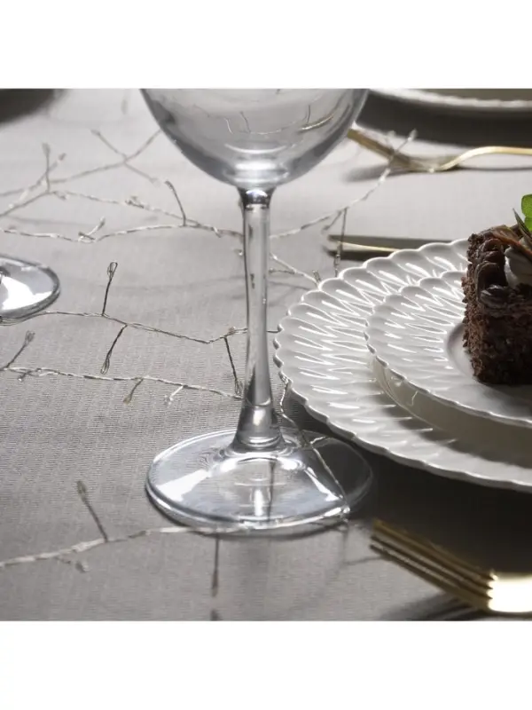 Гирлянда &laquo;Мишура&raquo; 5 м, роса, IP20, серебристая нить, 200 LED, свечение мульти, 12 В