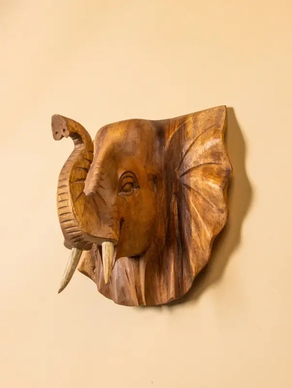 Панно «Голова слона», 32×15×22 см, дерево Суар, бежевое Панно «Голова слона», 32×15×22 см, дерево Суар, бежевое