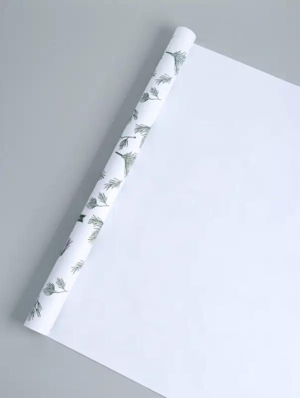 Бумага упаковочная крафт, "Еловые веточки", на белом 75гр/м&sup2; 0,72 х 10 м