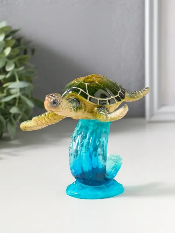 Сувенир полистоун лак "Черепаха на волне" зелёный 13,3х12,3х11,6 см