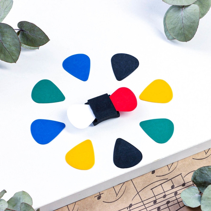 Набор медиаторов: держатель на гриф гитары + 10 медиаторов Music Life, 0,46мм, микс Набор медиаторов: держатель на гриф гитары + 10 медиаторов Music Life, 0,46мм, микс