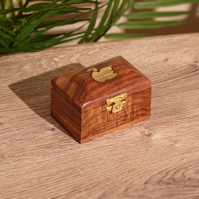 Шкатулка  Шкатулка "Лебедь" 7,5х5х5 см, манговое дерево