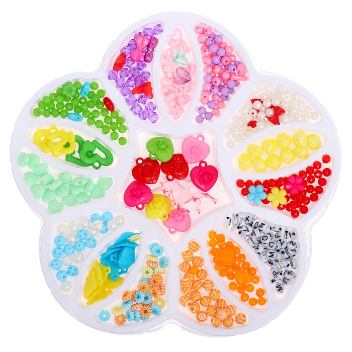 Набор бисероплетения в чемоданчике «Рукодельница» Набор бисероплетения в чемоданчике «Рукодельница»