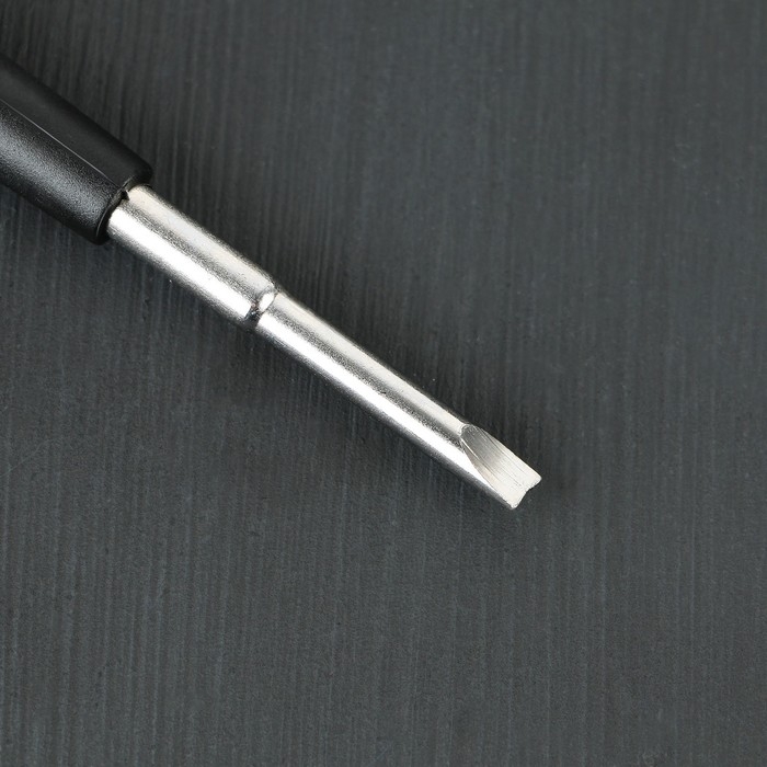 Фонарик-мультитул «Всегда под рукой», 8 в 1 Фонарик-мультитул «Всегда под рукой», 8 в 1