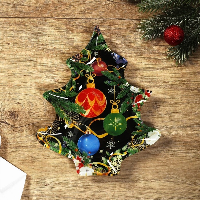 Новый год. Тарелка стеклянная «Новогодние игрушки», 16,5 х 19,5 см Новый год. Тарелка стеклянная «Новогодние игрушки», 16,5 х 19,5 см