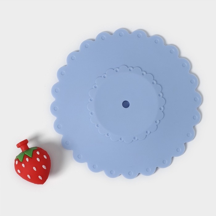 Крышка - непроливайка силиконовая Доляна «Клубничка», d=11 см, цвет голубой Крышка - непроливайка силиконовая Доляна «Клубничка», d=11 см, цвет голубой