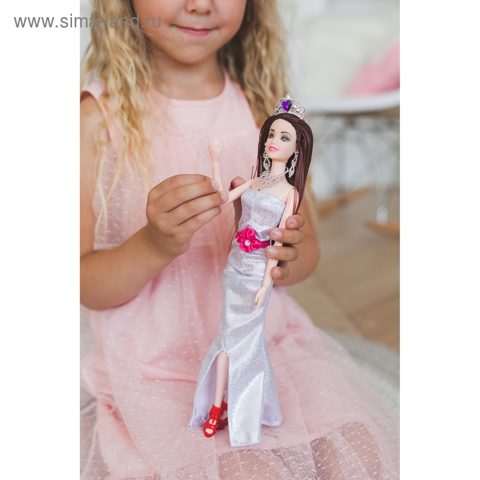 Кукла-модель шарнирная «Елена - Мисс Мира» Кукла-модель шарнирная «Елена - Мисс Мира»