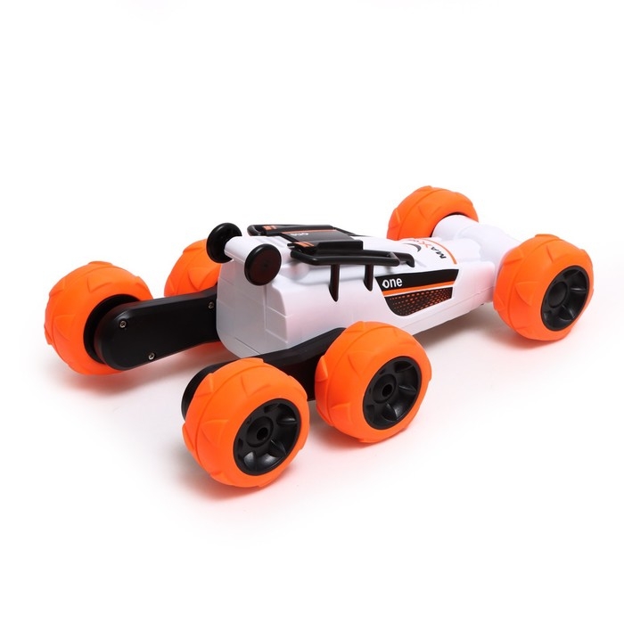 Перевёртыш радиоуправляемый «Акробат», работает от аккумулятора, цвет белый Перевёртыш радиоуправляемый «Акробат», работает от аккумулятора, цвет белый