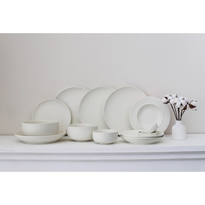 Тарелка фарфоровая Magistro Line, d=25,5 см, цвет белый Тарелка фарфоровая Magistro Line, d=25,5 см, цвет белый