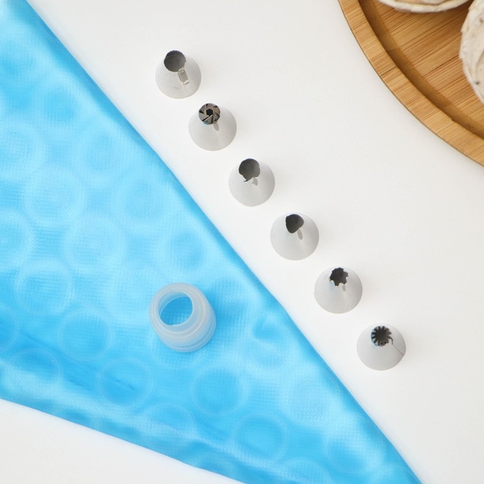 Набор кондитерский Доляна «Хоста», 8 предметов: 6 насадок, адаптер, мешок кондитерский 27×15 см, цвет МИКС Набор кондитерский Доляна «Хоста», 8 предметов: 6 насадок, адаптер, мешок кондитерский 27×15 см, цвет МИКС