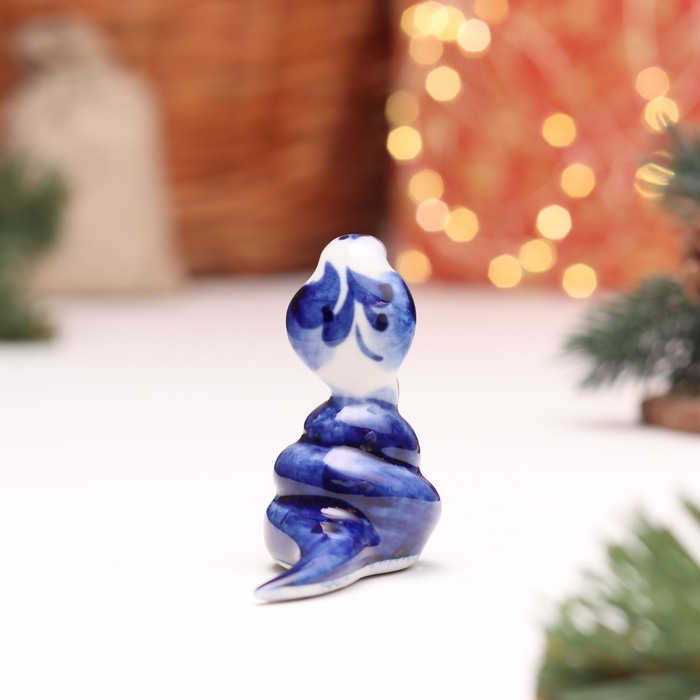 Новый год. Сувенир символ года Новый год. Сувенир символ года "Змея", №15, гжель, 5 см